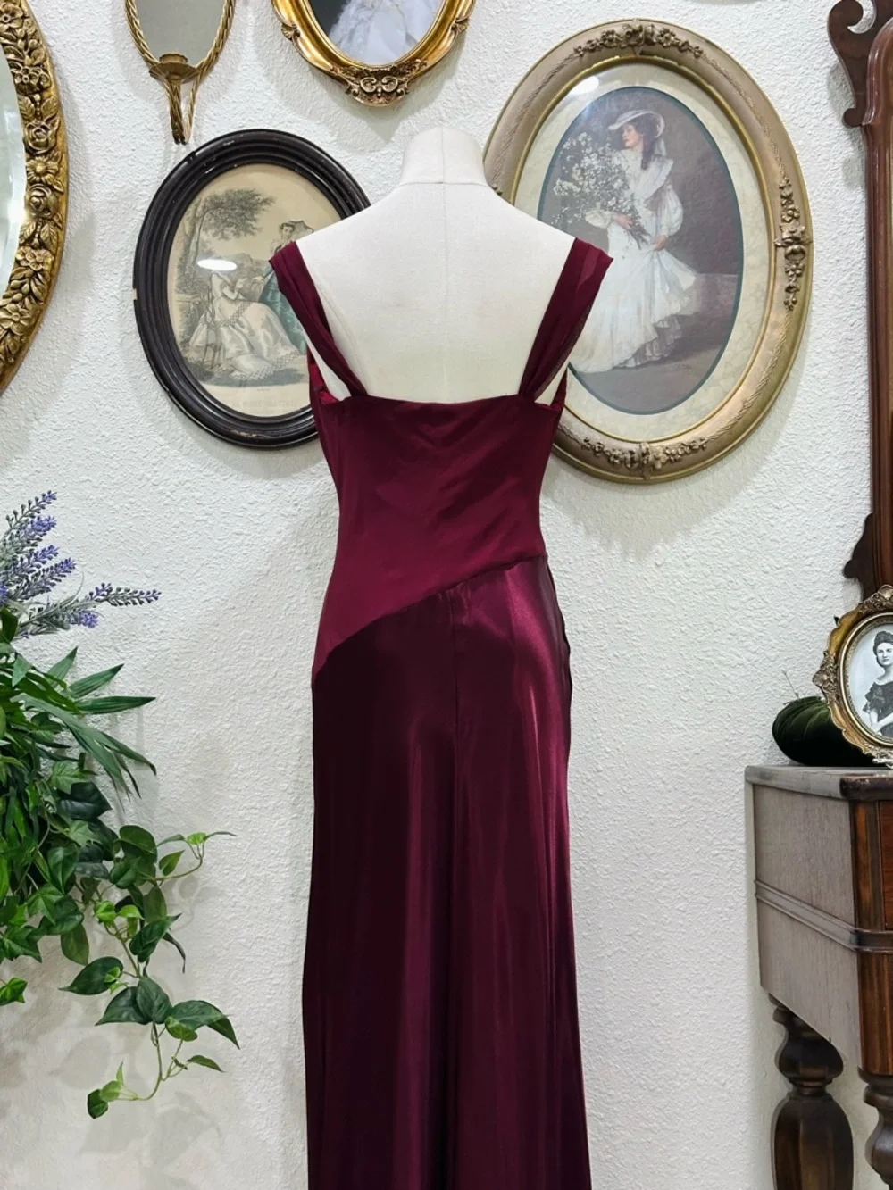 Windsor Off-Shoulder Burgundy Maxi Dress - Picture 11 of 13